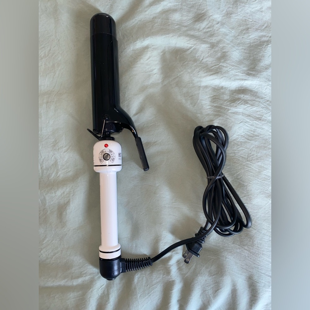 Hot Tools 1.5in Nano Ceramic Curling Iron